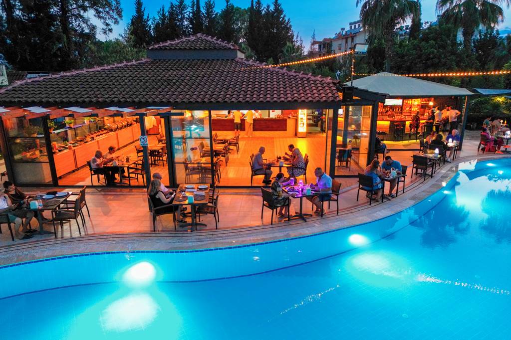 AYT_73428_Lemas_Suite_Hotel_1223_08.jpg