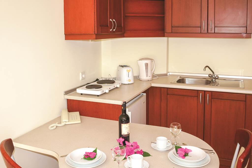 AYT_73428_Lemas_Suites_0915_14.jpg