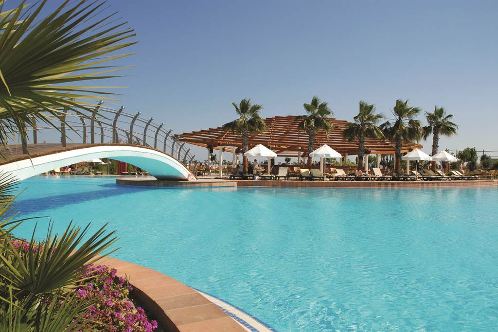 AYT_74038_Barut_Lara_0416_09.jpg