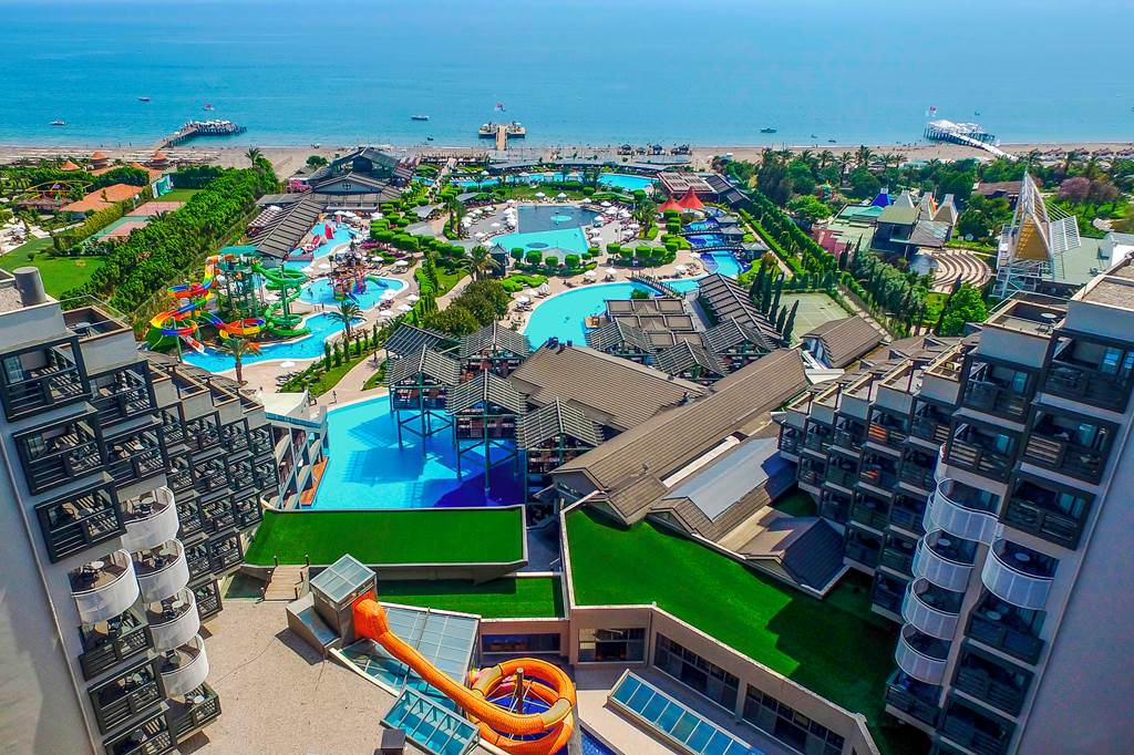 AYT_72732_Limak_Lara_Resort_1223_15.jpg