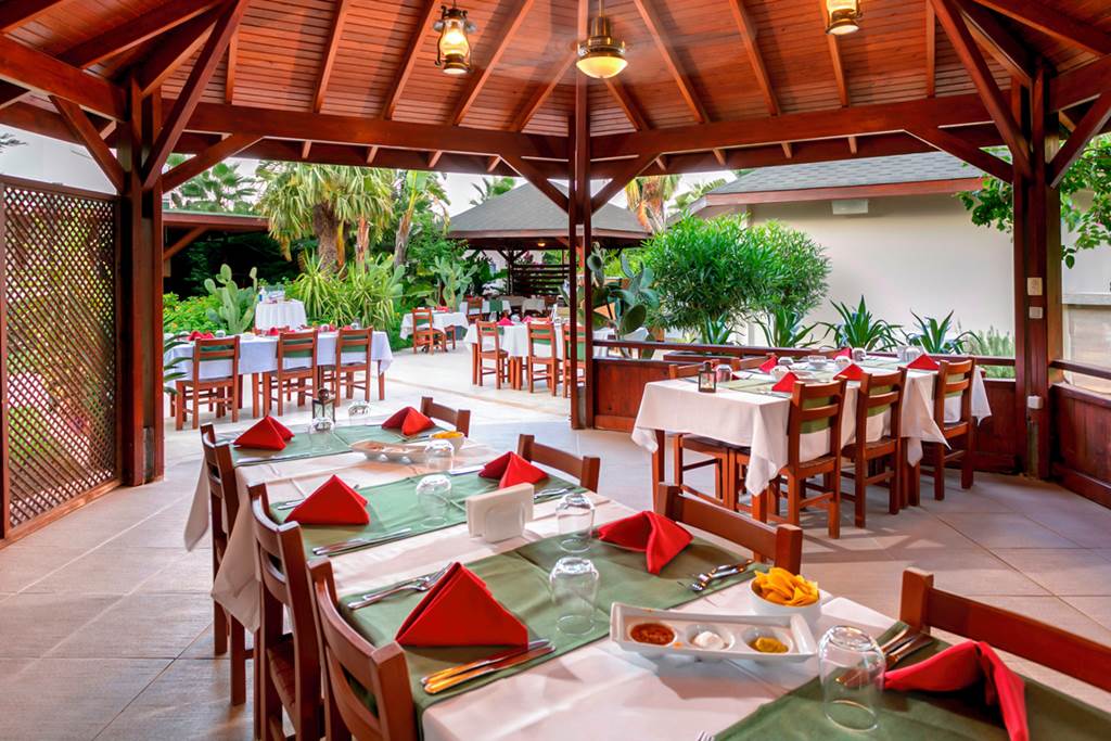 AYT_73370_Ramada_Resort_Lara_1022_09.jpg