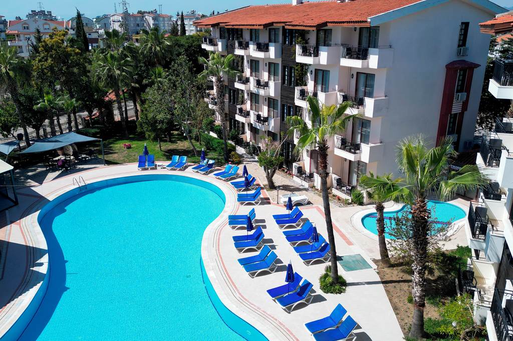 AYT_73428_Lemas_Suite_Hotel_0524_03.jpg