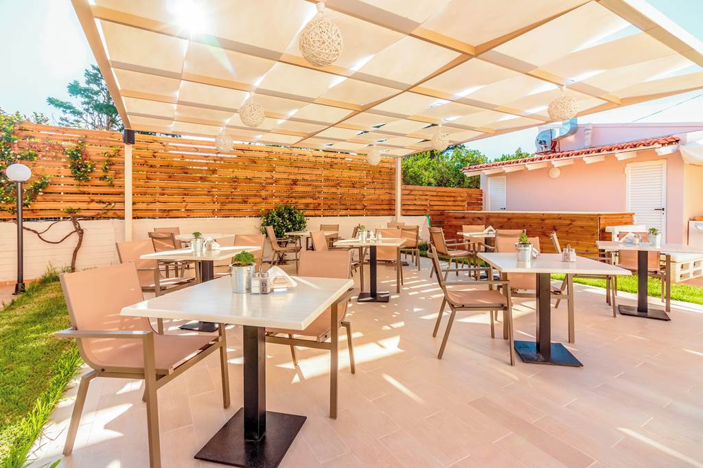 CHQ_81153_Dimitra_&_Evdokia_Studio_Apartments_1019_10.jpg