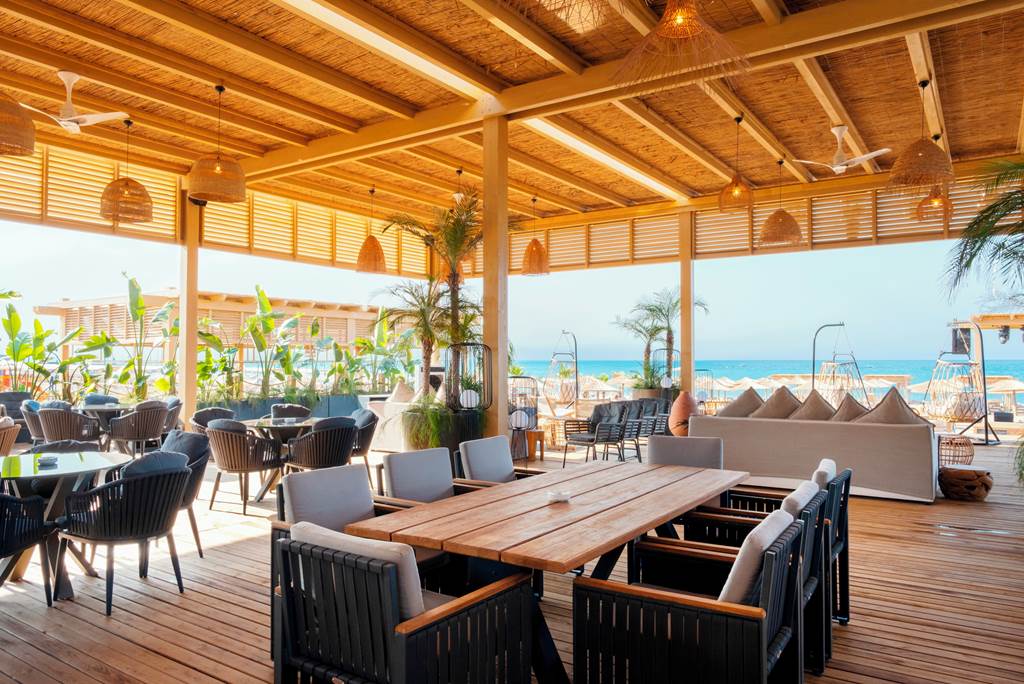 AYT_83315_Liu_Resorts_0722_02.jpg