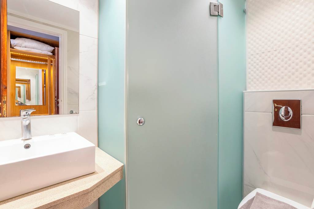 KGS_71865_Hotel_Zeus_1023_01.jpg