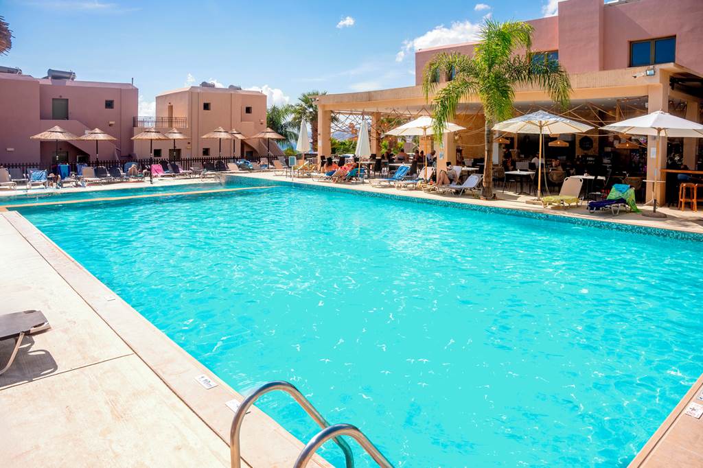 RHO_73534_Finas_Hotel_&_Apartments_1124_16.jpg