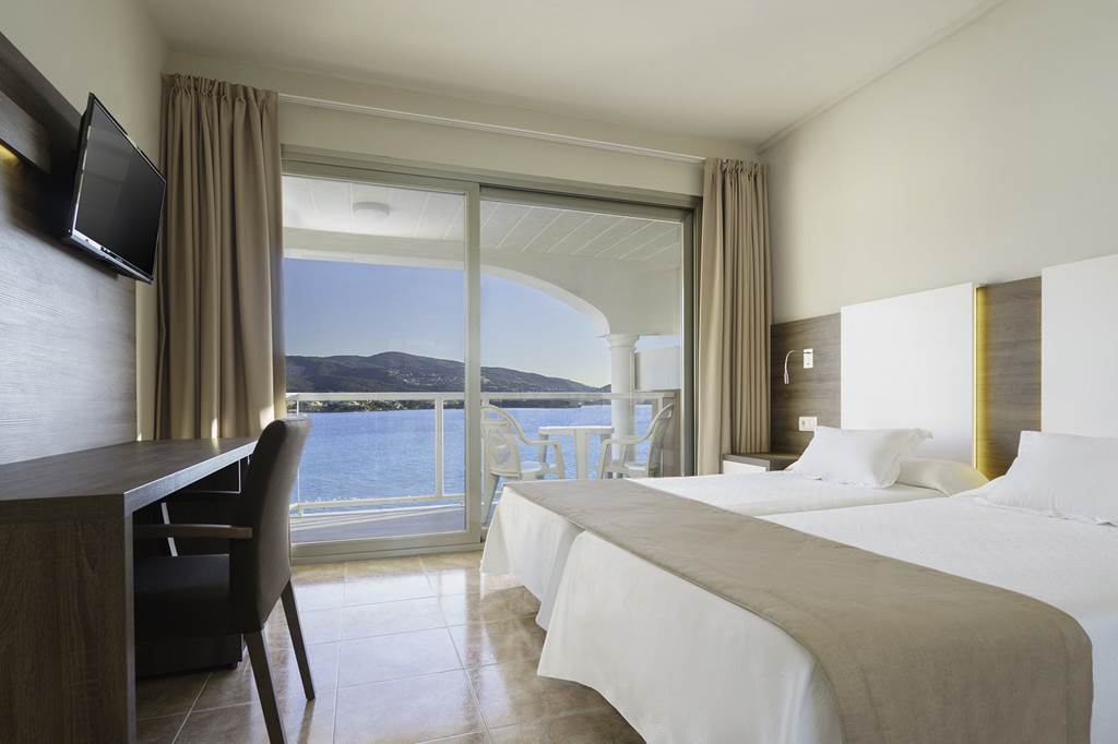 PMI_242_Hotel_Comodoro_1016_04.jpg
