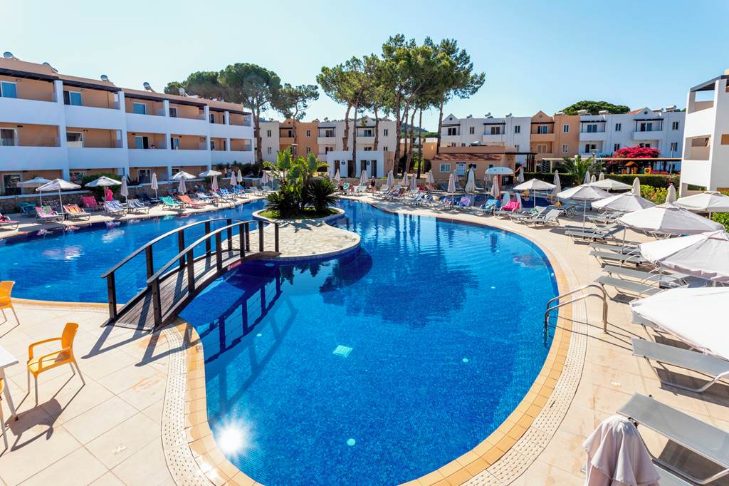 RHO_69556_Matina_Aparthotel_0723_11.jpg