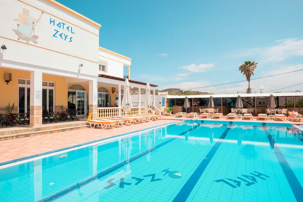 KGS_71865_Zeus_Hotel_0616_03.jpg