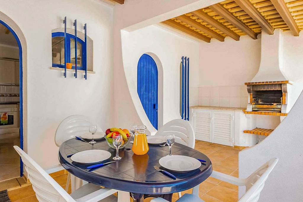 FAO_86605_Villa_Marco_Algarve_1123_01.jpg
