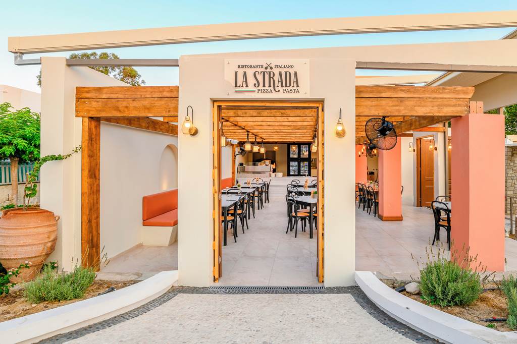 RHO_69556_Matina_Aparthotel_1124_01.jpg
