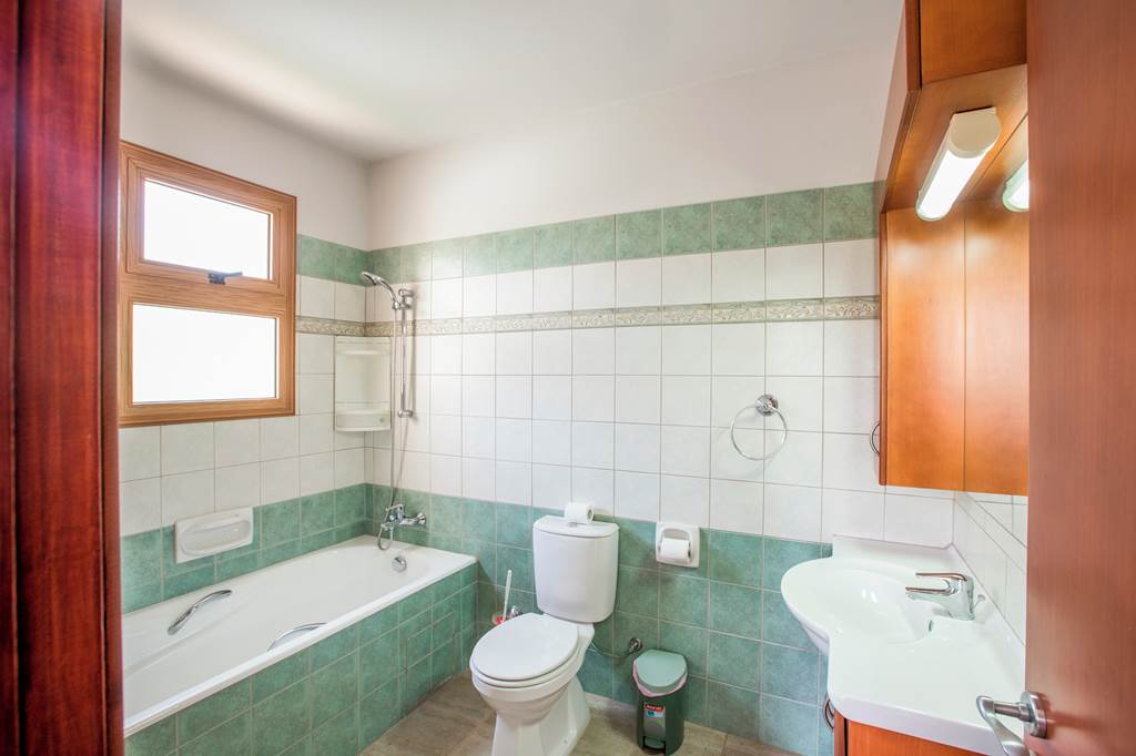 LCA_87287_Villa_Krashias_0224_01.jpg