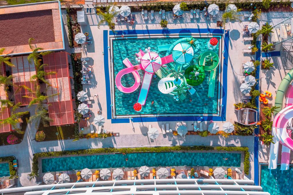 AYT_83315_Liu_Resorts_0324_09.jpg