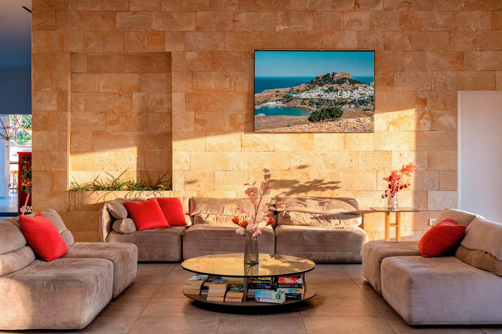 RHO_73534_Finas_Hotel_0123_06.jpg
