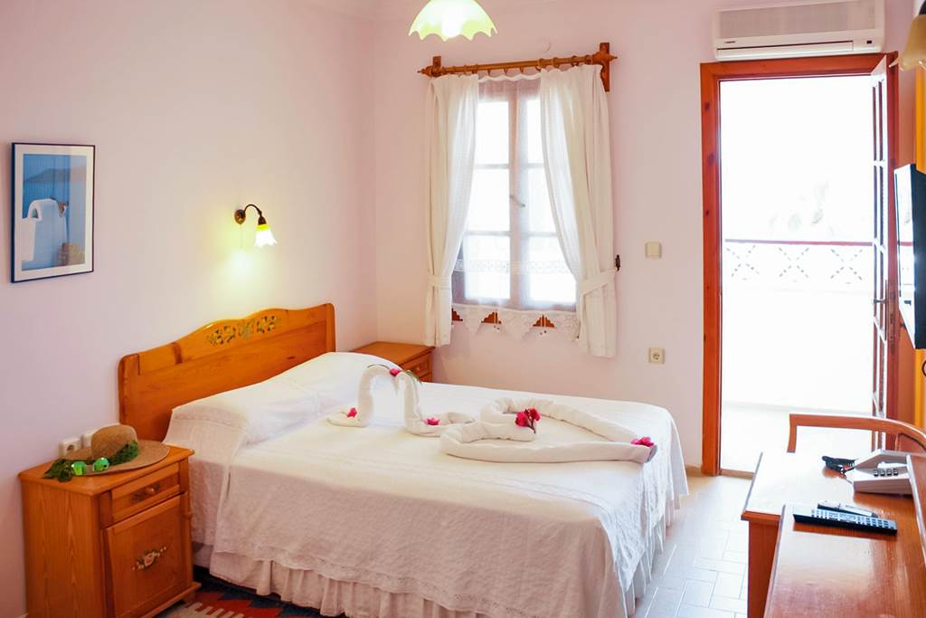 BJV_81008_Toloman_Hotel_0919_06.jpg
