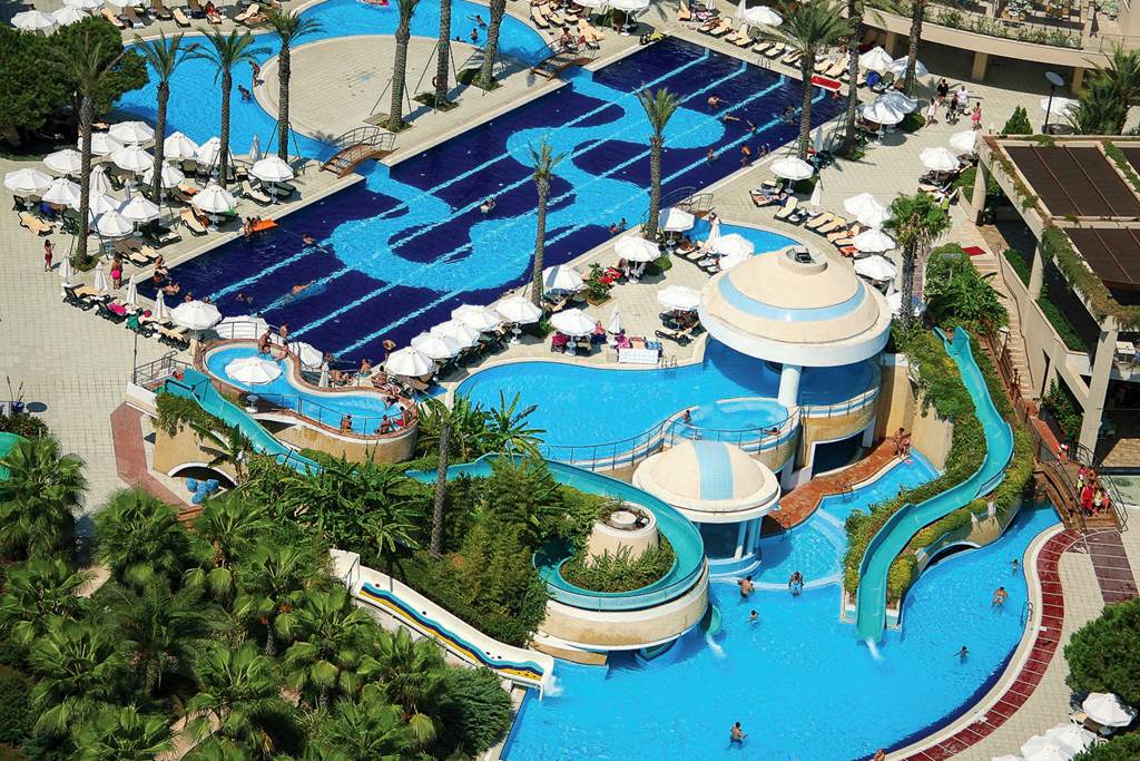 AYT_83311_Limak_Atlantis_Deluxe_Hotel_and_Resort_1223_02.jpg