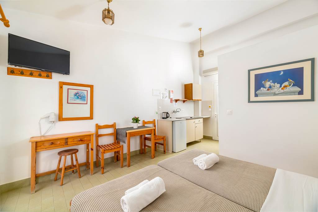 RHO_71417_Pefkos_View_Apartments_0322_04.jpg