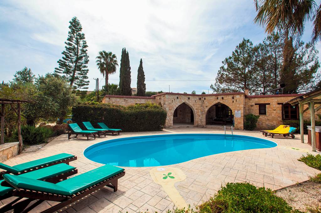 PFO_88906_Z&X_Holiday_Villas_-_Villa_Olive_Grove_3_0125_09.jpg