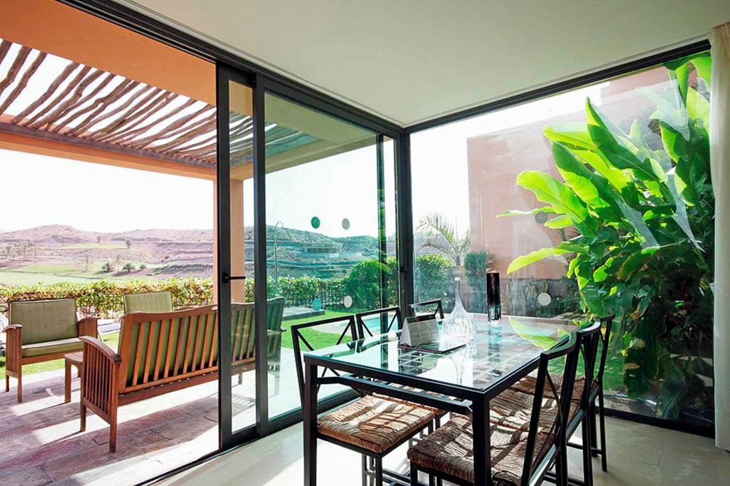 LPA_85280_SV_Villa_Los_Lagos_13_0323_03.jpg