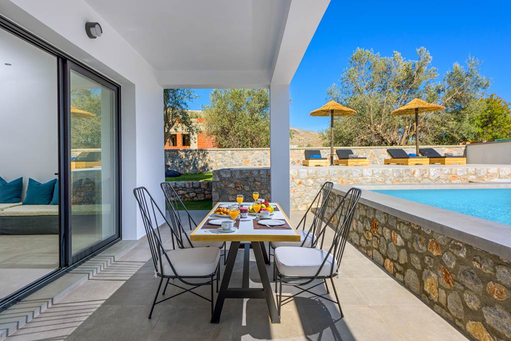 RHO_77913_Villa_Lambis_Harmonia_0118_04.jpg