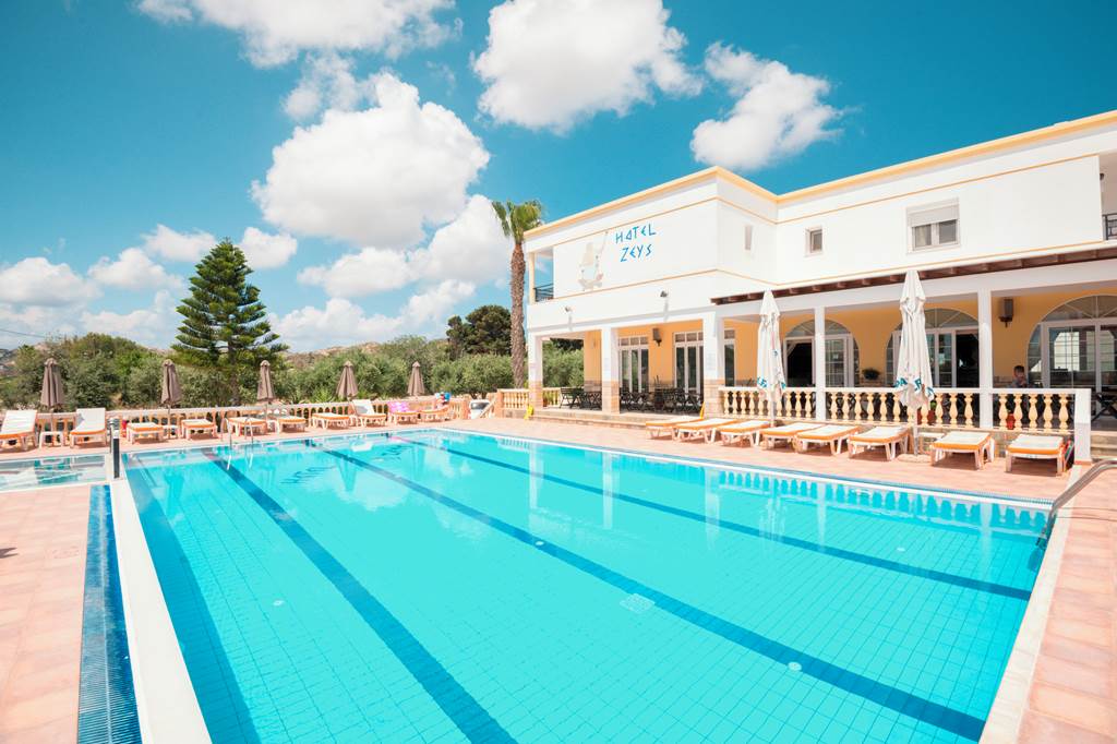 KGS_71865_Zeus_Hotel_0616_04.jpg