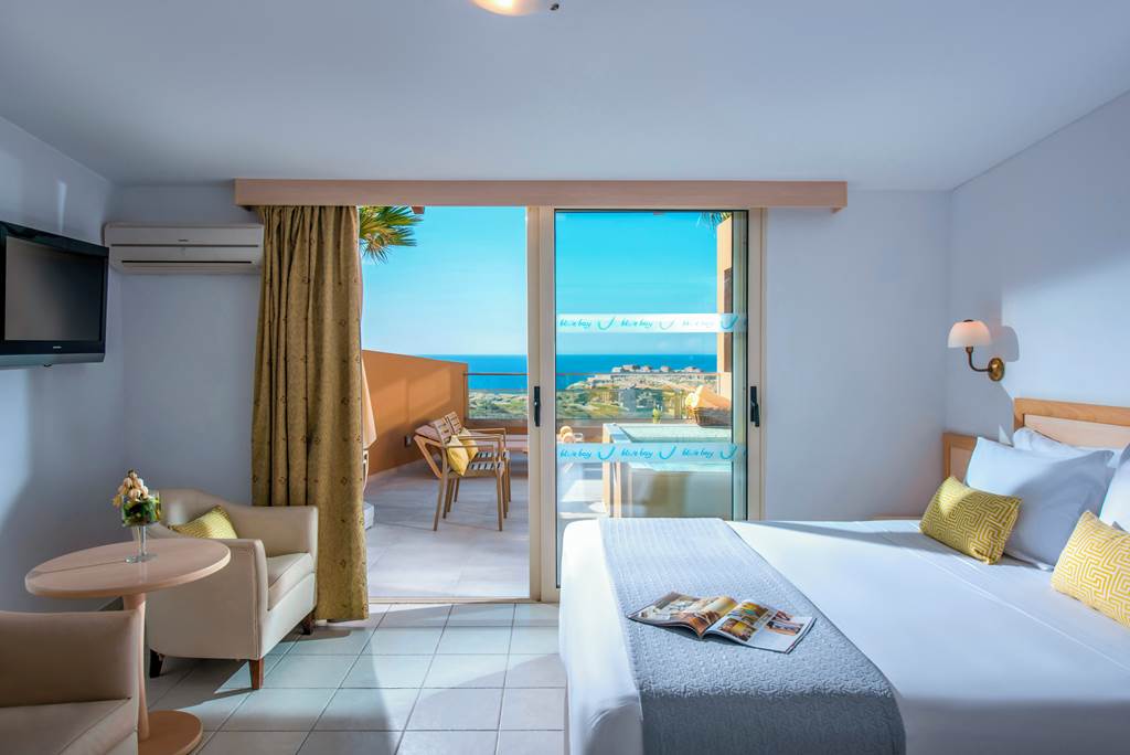 HER_69587_Blue_Bay_Resort_0222_06.jpg