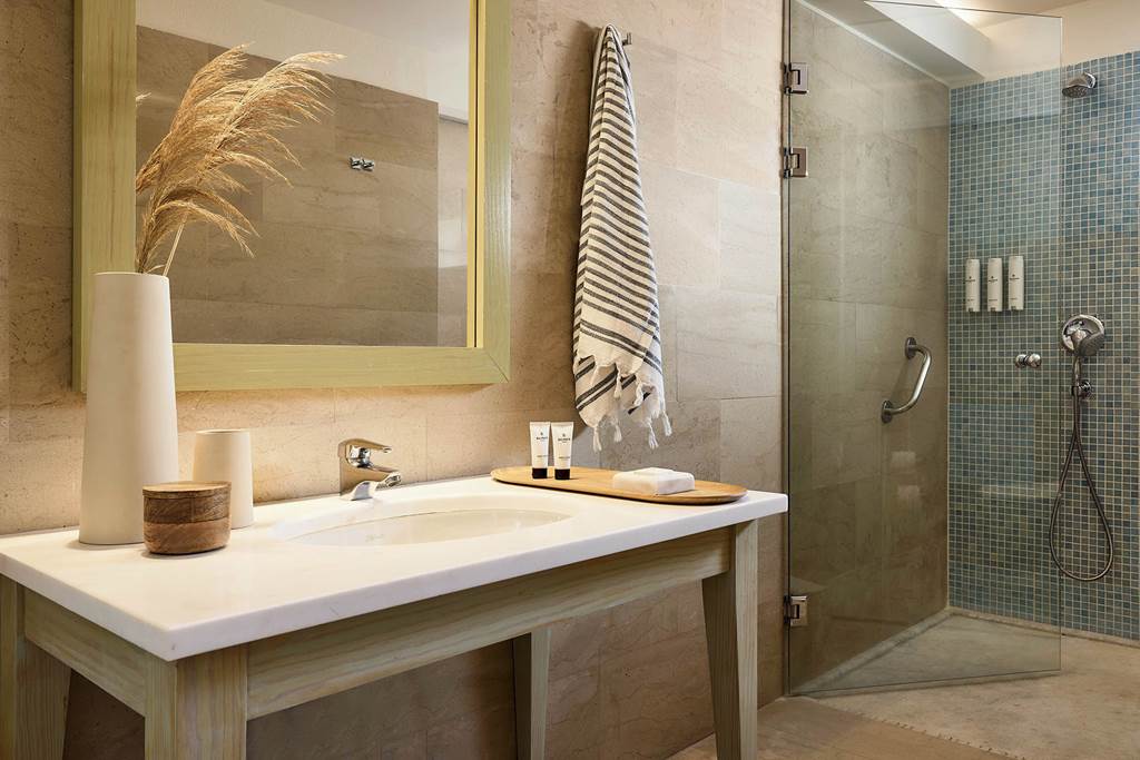 HER_83337_Thalassa_Villas_0125_07.jpg