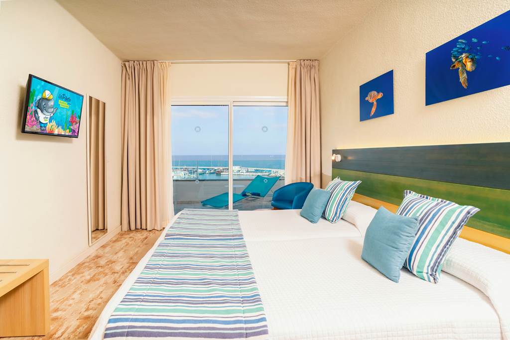 TFS_74014_HOVIMA_La_Pinta_Beachfront_Family_Hotel_1224_18.jpg
