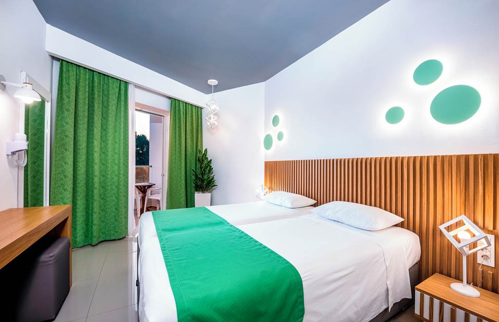 KGS_71865_Hotel_Zeus_1119_04.jpg