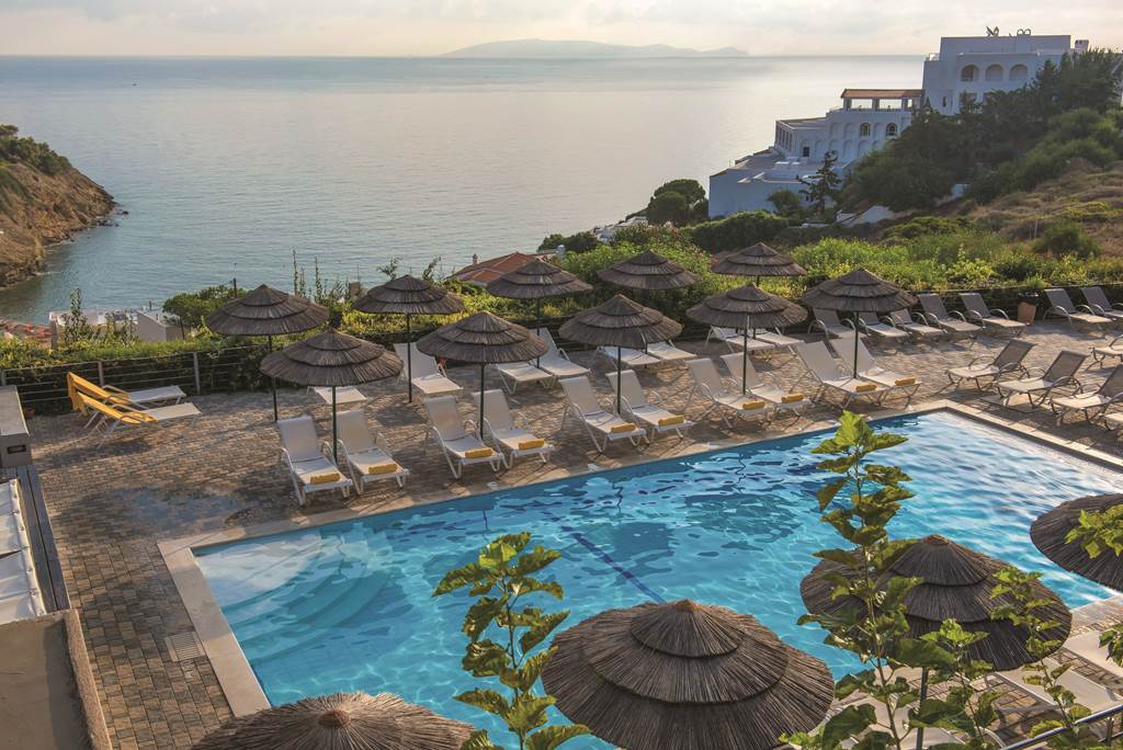 HER_69587_Bluebay_Resort_Spa_0116_05.jpg