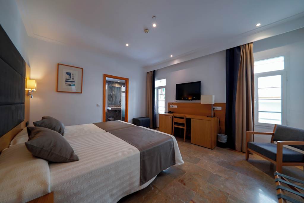PMI_75_Hotel_Artmadams_1121_34.jpg