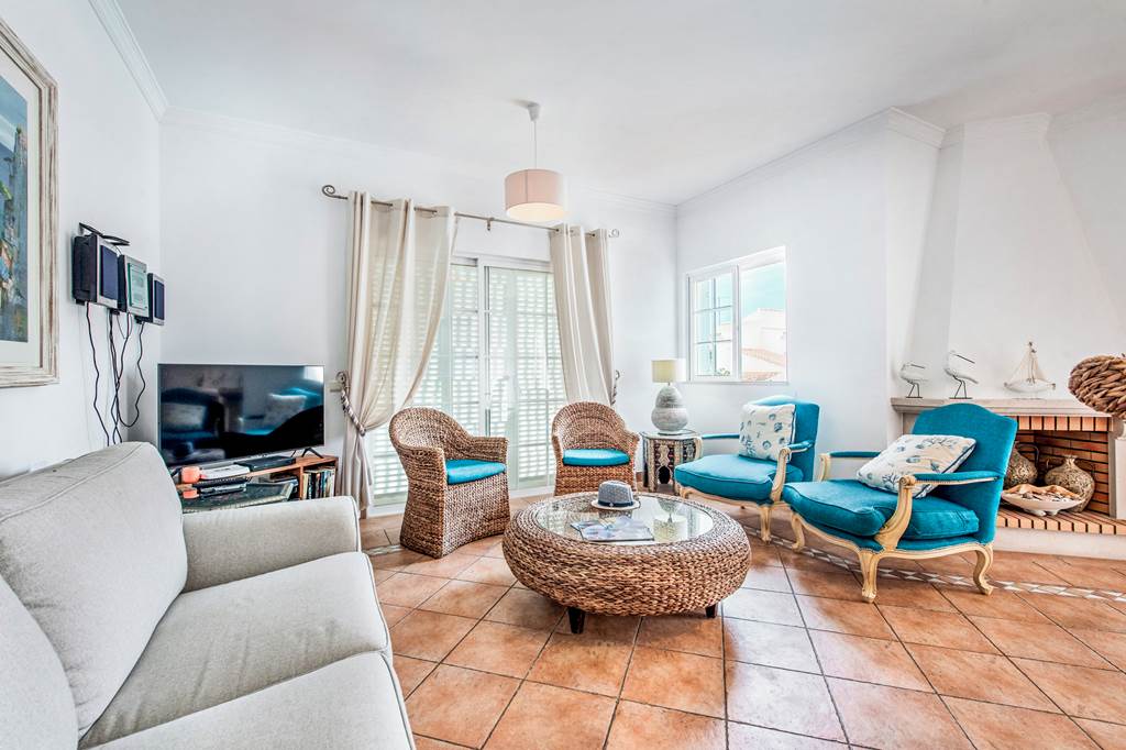 FAO_86640_Villa_Rosaline_Vista_1223_07.jpg