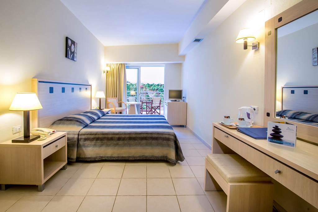 HER_83753_Blue_Marine_Resort_&_Spa_0522_11.jpg