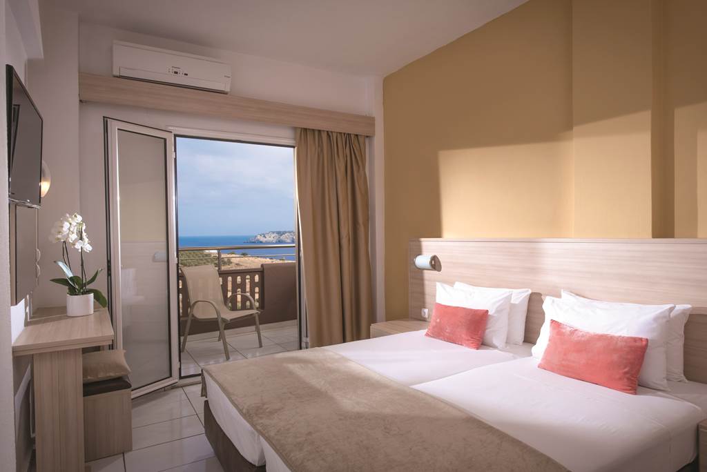 HER_69587_Bluebay_Resort_Spa_0116_22.jpg