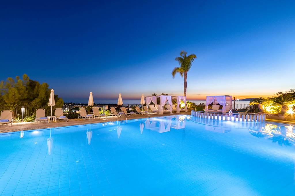 RHO_71417_Pefkos_View_Apartments_0322_03.jpg