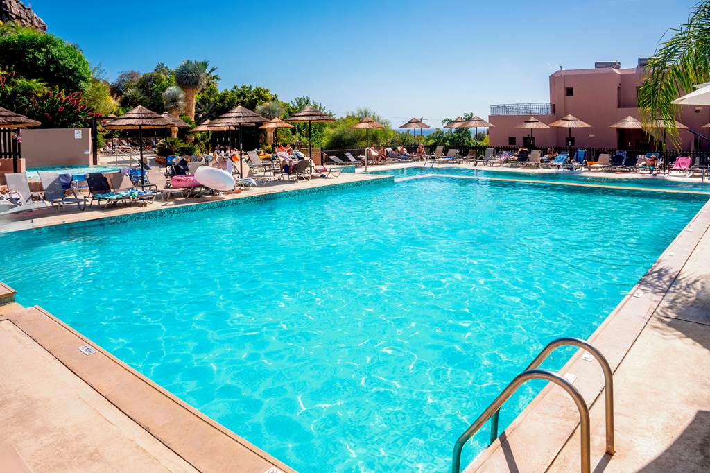 RHO_73534_Finas_Hotel_&_Apartments_1124_17.jpg