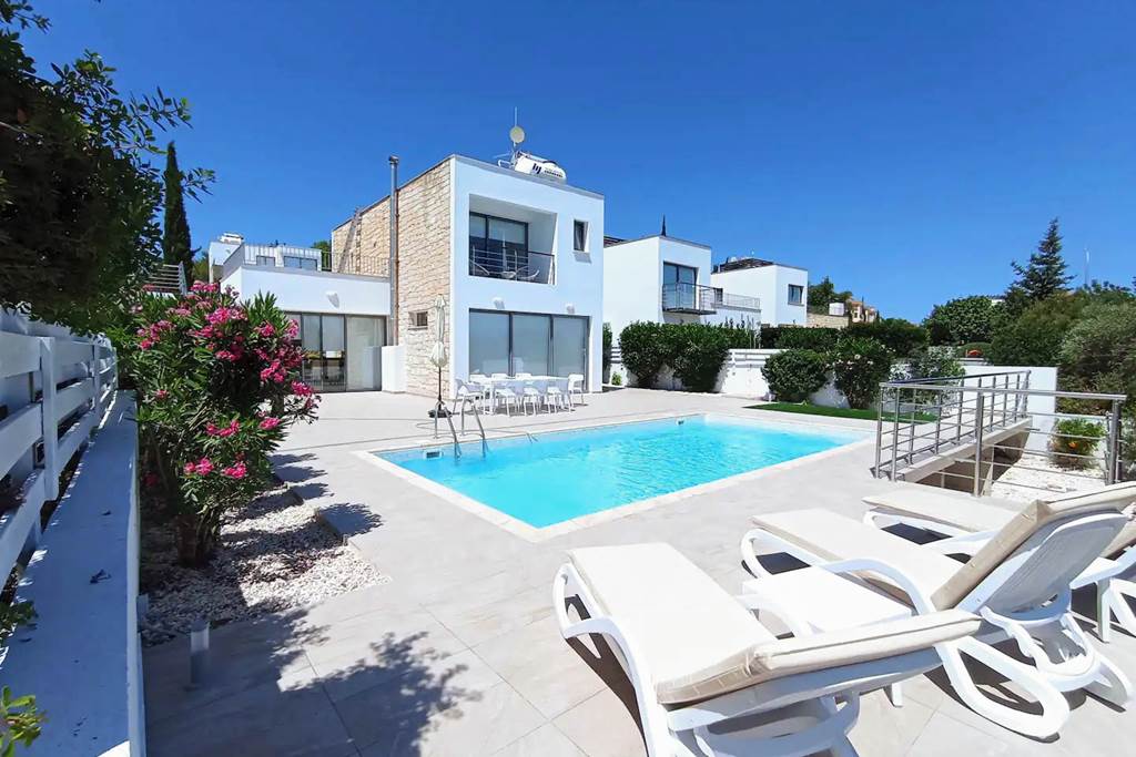 PFO_88916_Z&X_Holiday_Villas_-_Villa_Prengos_24_0125_01.jpg