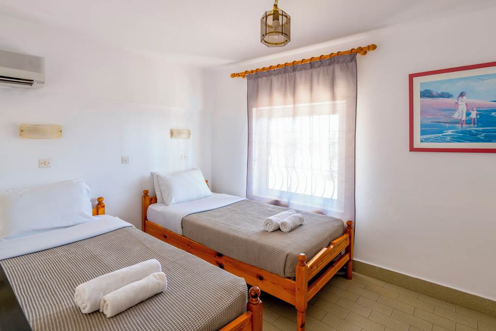RHO_71417_Pefkos_View_Apartments_0222_10.jpg