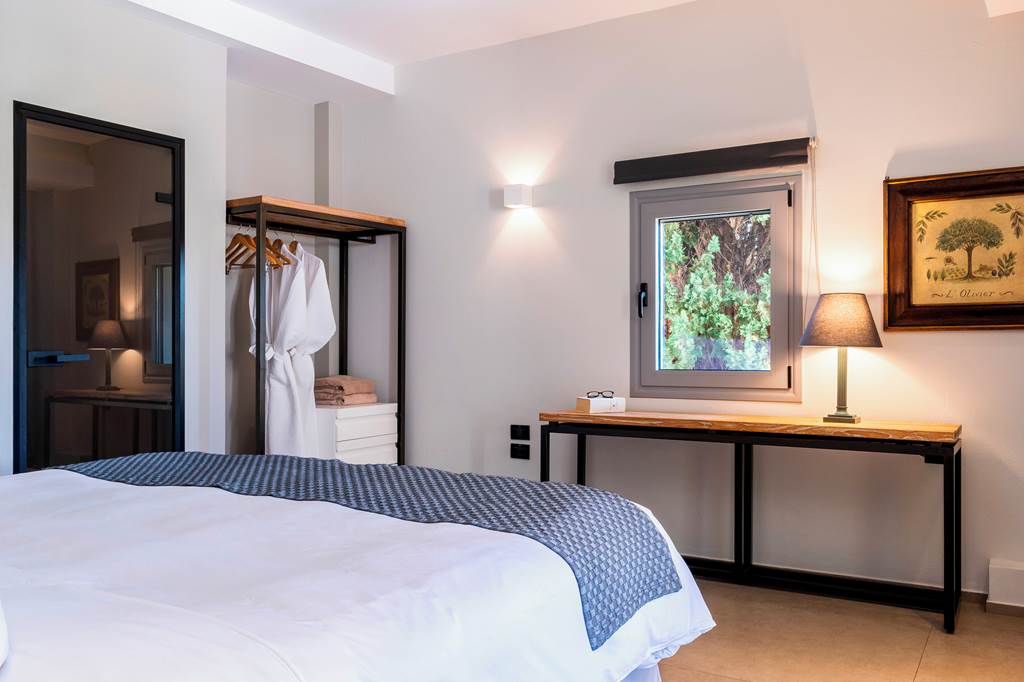 PVK_80792_Domotel_Agios_Nikolaos_Suites_Resort_0924_01.jpg
