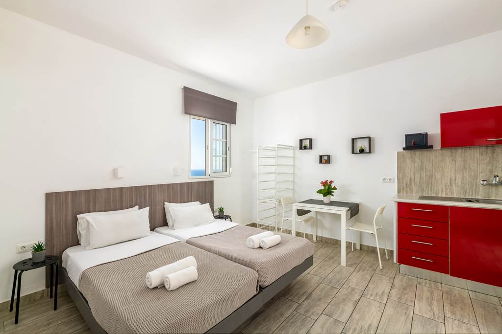 RHO_71417_Pefkos_View_Apartments_0322_05.jpg