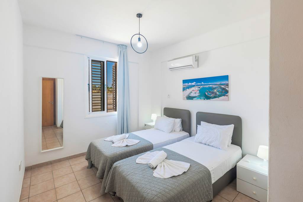 LCA_87326_Villa_Protaras_Palace_0224_07.jpg