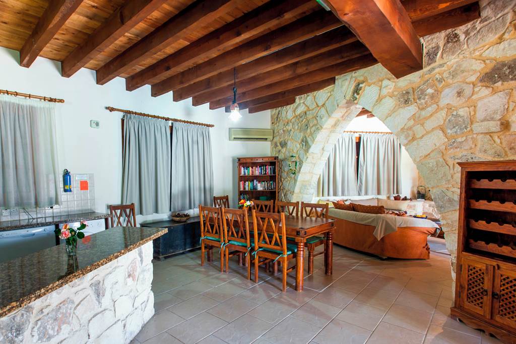 PFO_88906_Z&X_Holiday_Villas_-_Villa_Olive_Grove_3_0125_01.jpg