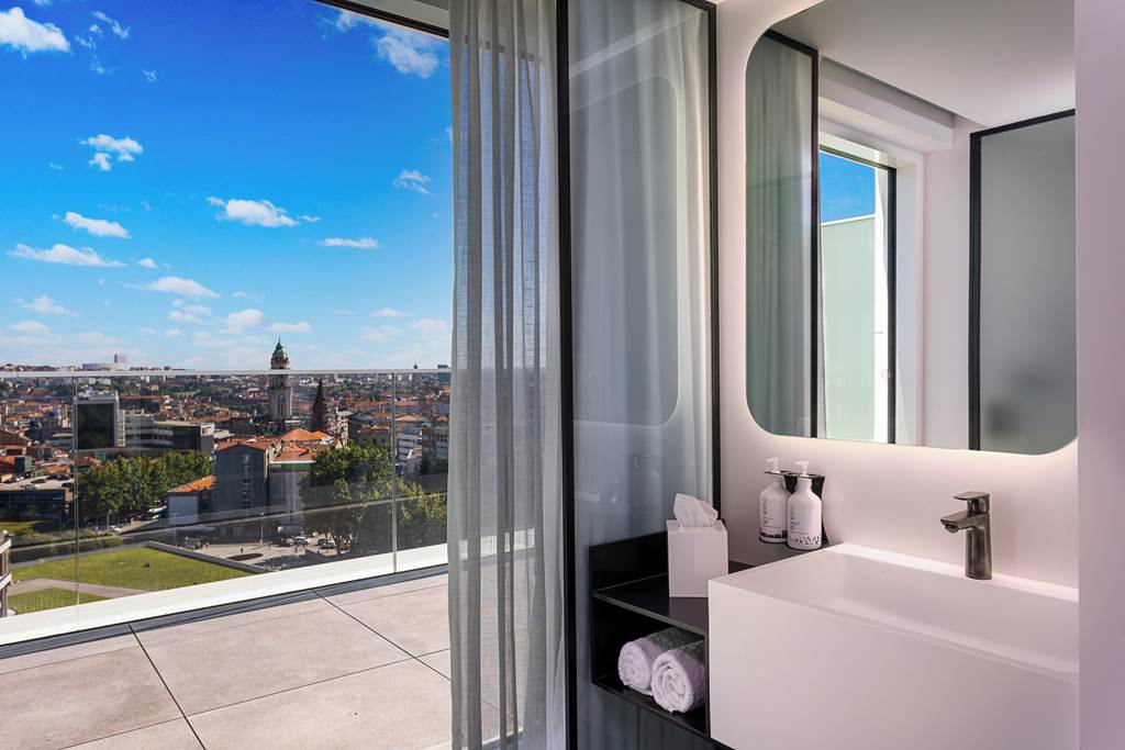 OPO_86325_Yotel_Porto_1023_09.jpg