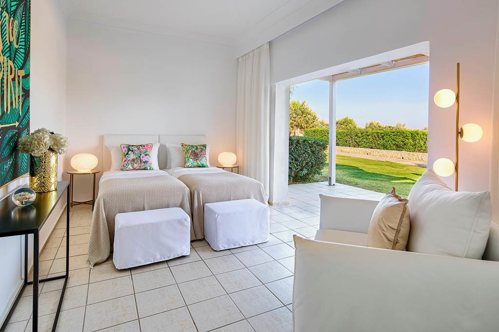 RHO_82099_Grecotel_LUX_ME_Rhodos_0120_03.jpg