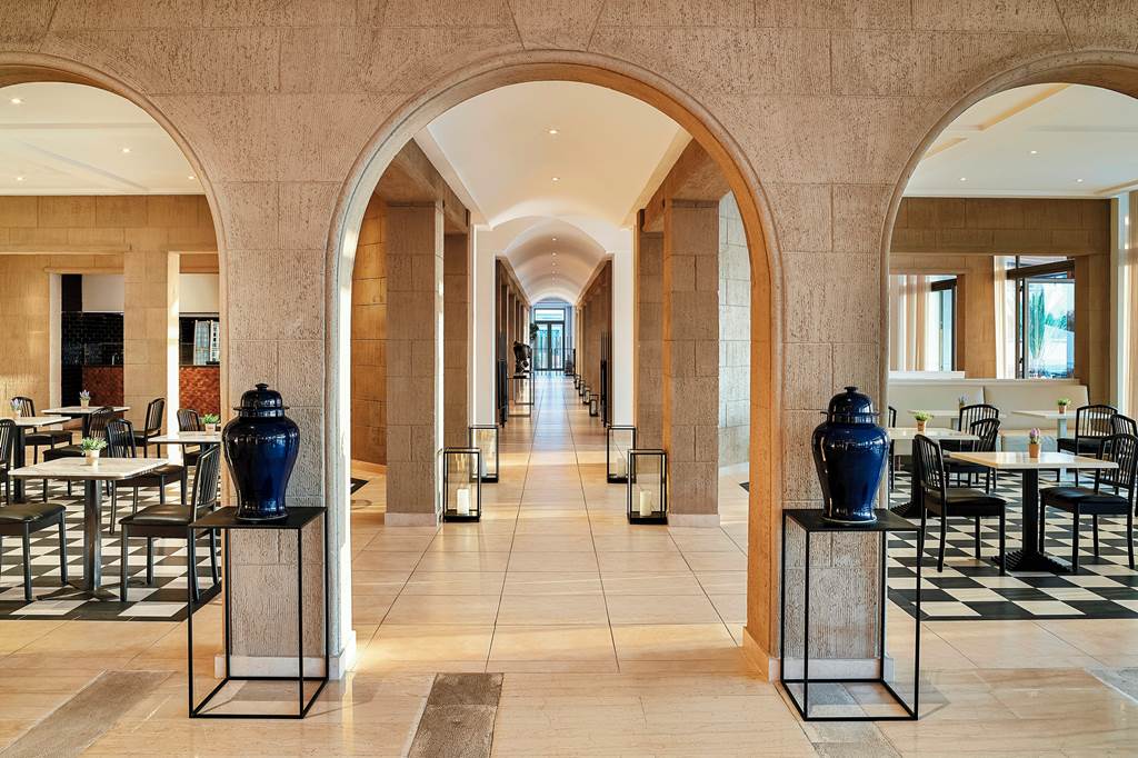RHO_82099_Grecotel_LUX_ME_Rhodos_0120_18.jpg