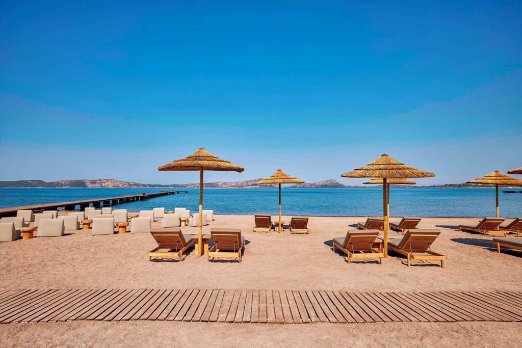 KLX_85207_W_Costa_Navarino_0323_14.jpg