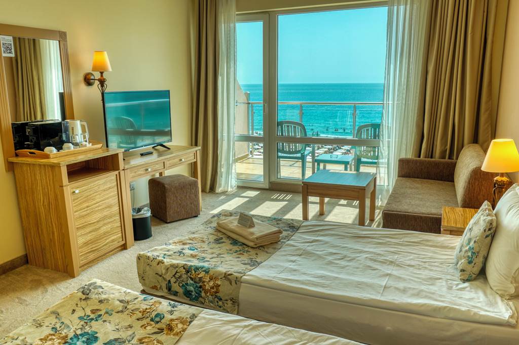 BOJ_86316_DIT_Evrika_Beach_Club_Hotel_1023_14.jpg