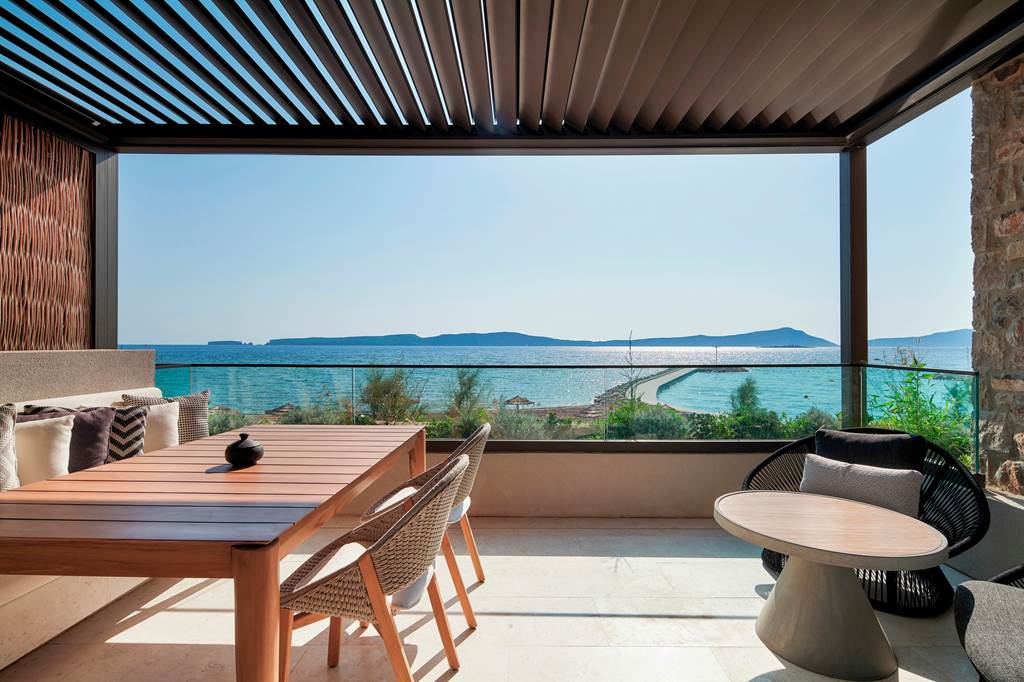 KLX_85207_W_Costa_Navarino_0325_11.jpg
