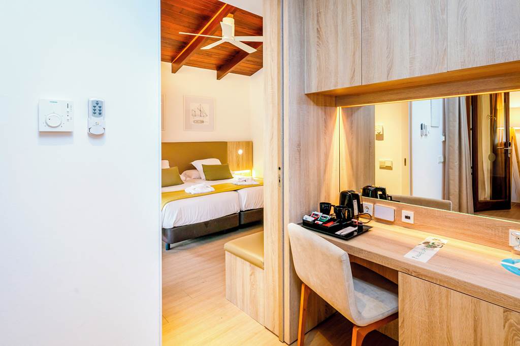 PMI_69577_PortBlue_Club_Pollentia_Resort_0823_13.jpg