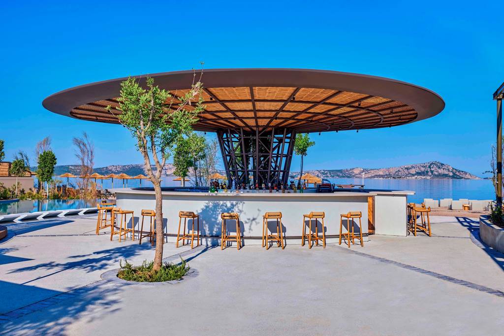 KLX_85207_W_Costa_Navarino_0323_28.jpg